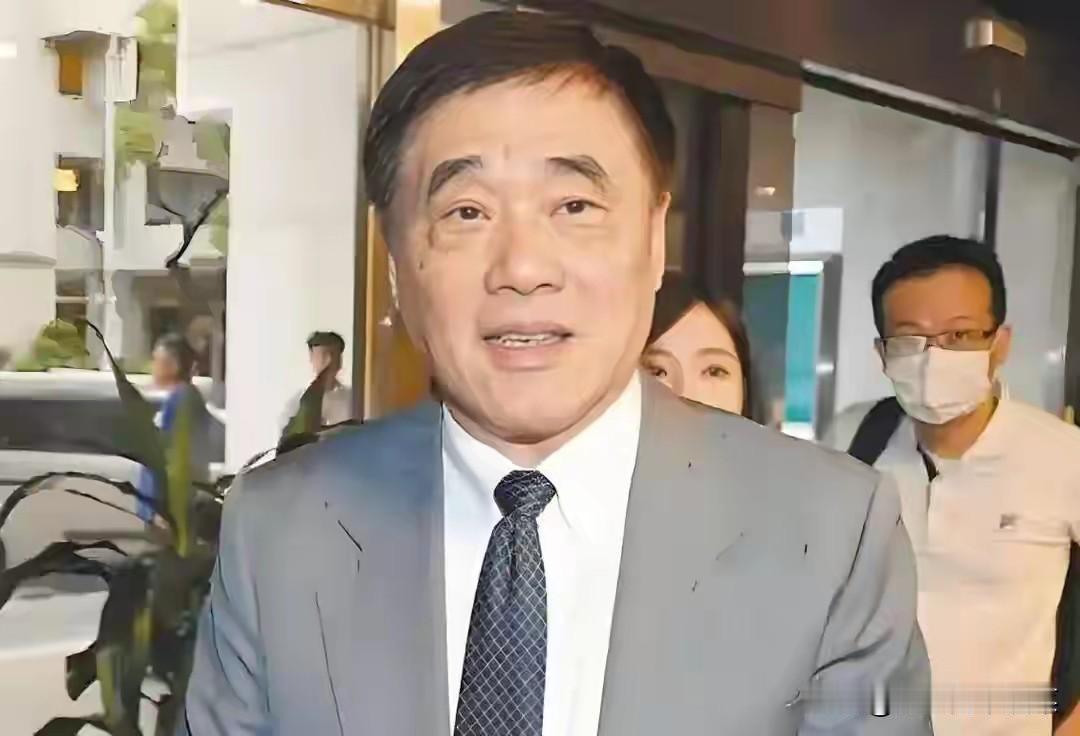 郝龙斌“死心”不改，今天又提出“捍卫和平、尊严交流”的两岸政策。他说的反“台