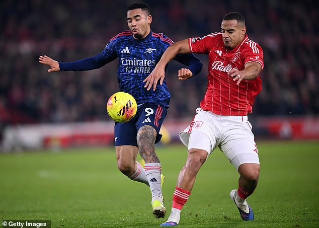 森林有信心超1亿卖安德森给曼联曼城;曼联还有意中卫穆里略