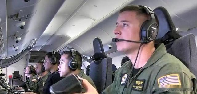 美军傻眼了,解放军在南海布下电子陷阱,外国侦察机一头扎进假信号里,连目标在哪都找