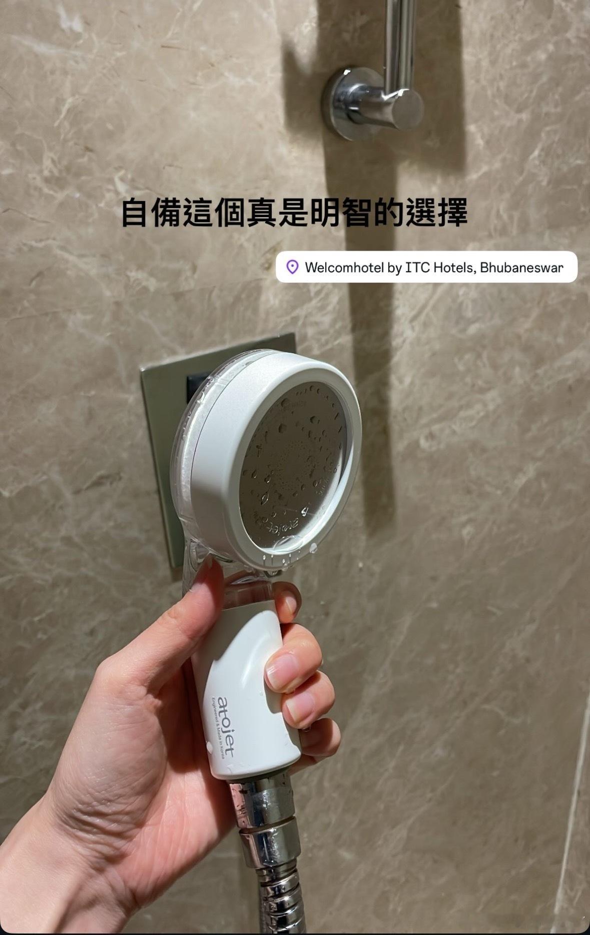 自带花洒是对的现在有很多这种产品还有带香味的随便选​​​