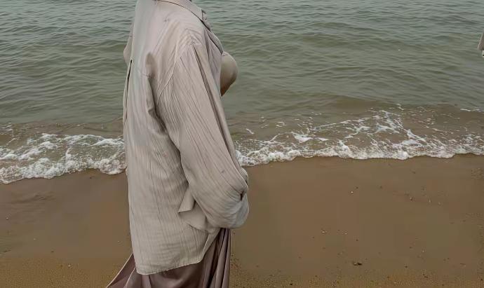 我承认我肤浅了。[捂脸哭][捂脸哭]