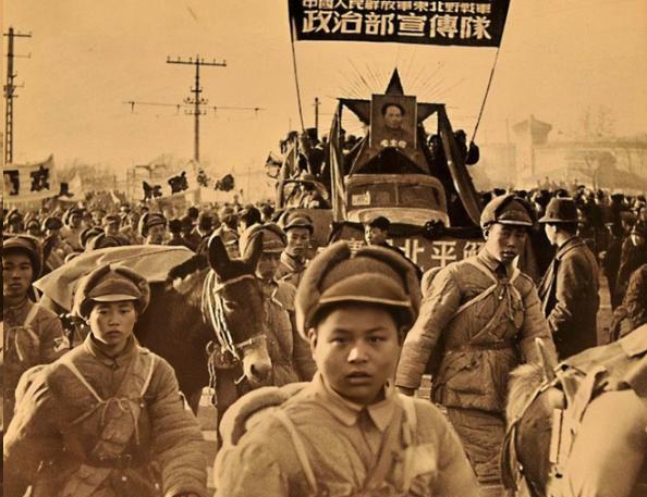 四野有两位将领的脾气非常火爆，一位被毛主席劝慰：不要锋芒毕露！另一位竟然不听林总