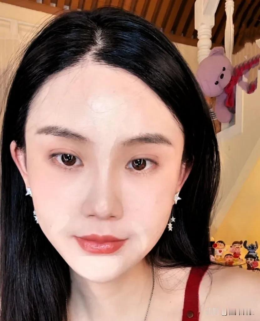 楚铃白爆怀孕四个月了，还是一个小公主，她自己可高兴了，因为很想多要几个小孩