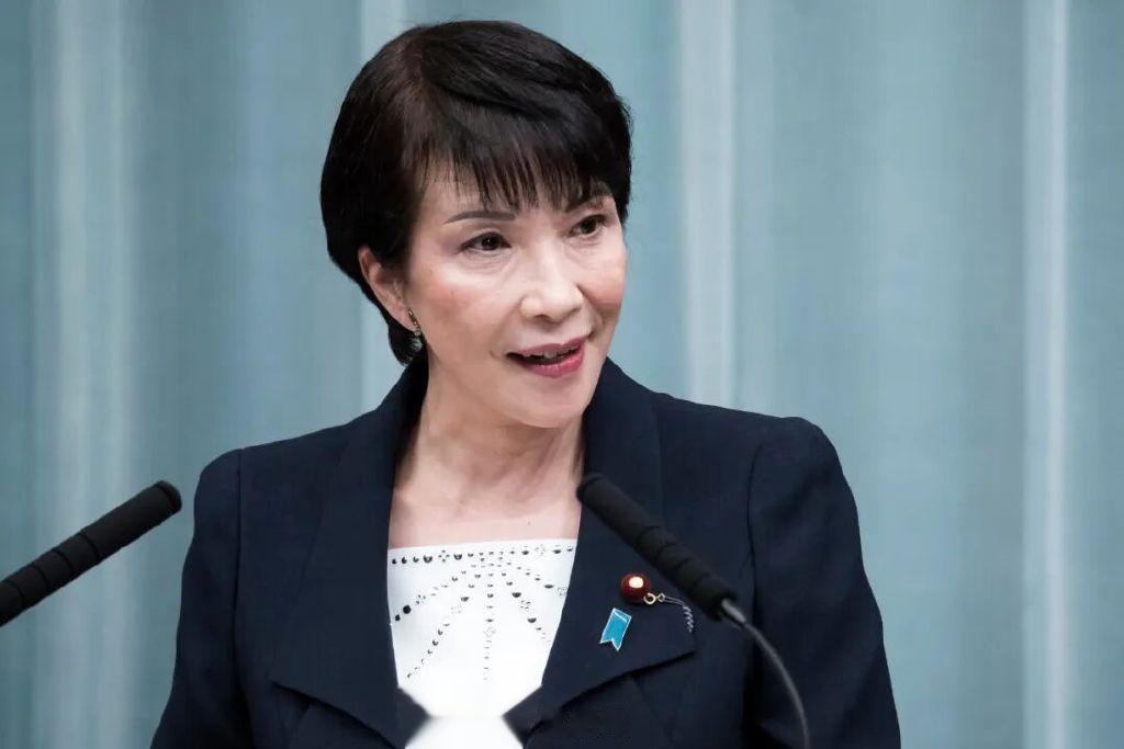 庚欣: 高市早苗刚起步就踢到铁板, 凸显日本四大悖论!
