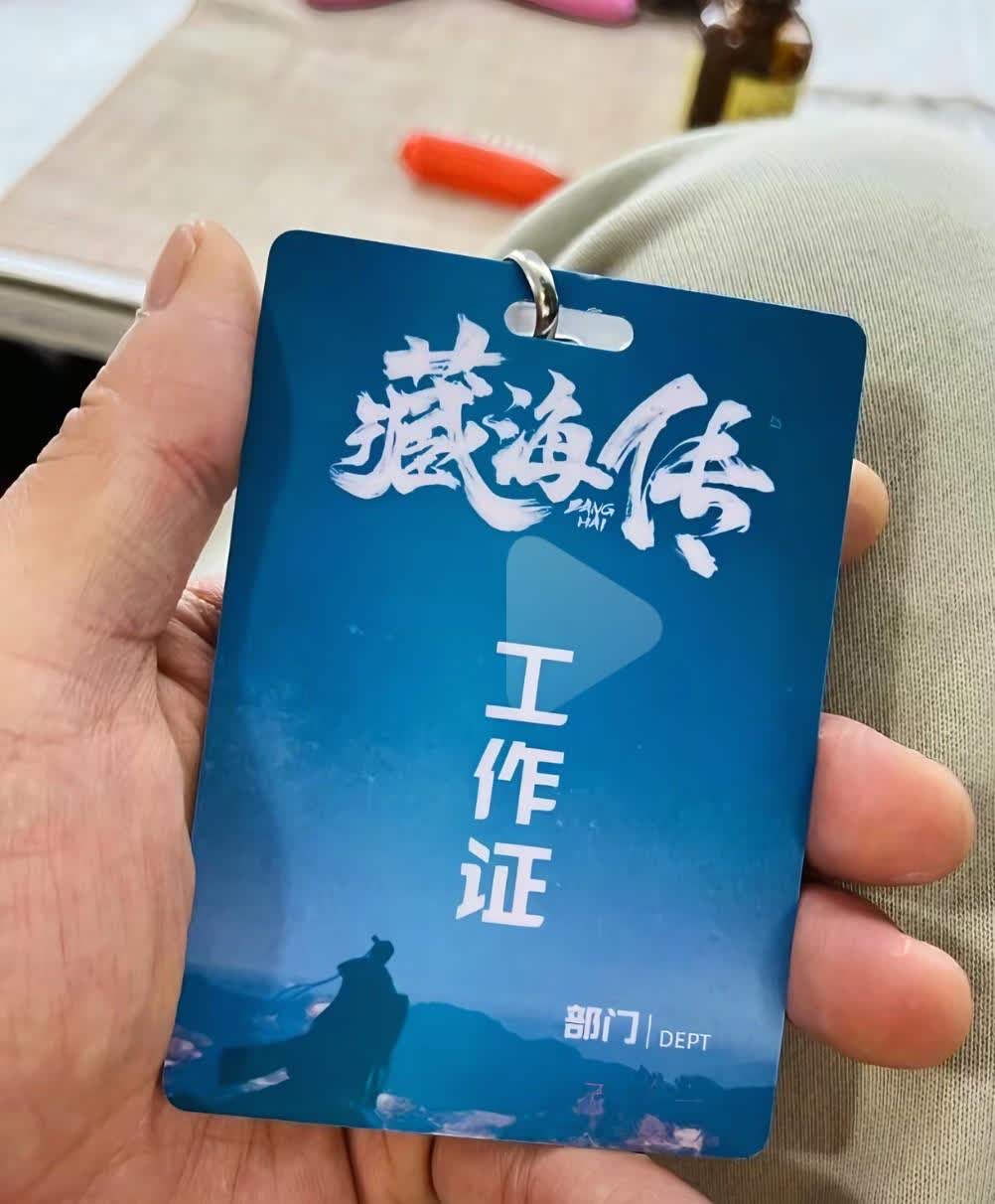我开始赞同，黄渤说的一句话了！​他说，人红了以后身边都是好人​20年的肖