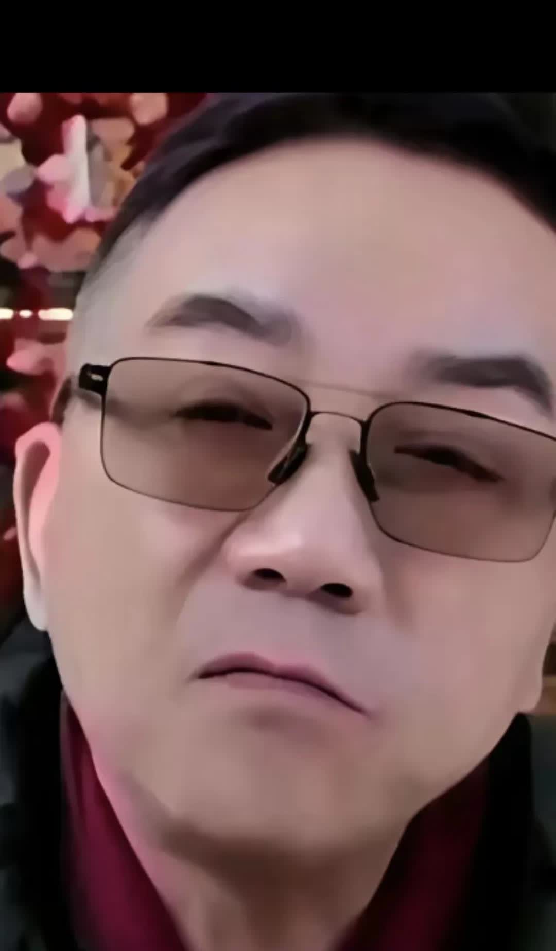 自杨少华驾鹤西去！杨议这变化太大了！苍老的如此之快！简直判若两人！