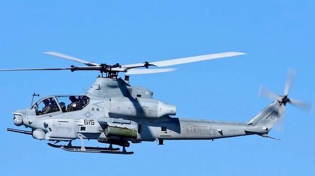 巴铁本以为占了个大便宜，结果到手的是个带电子枷锁的铁疙瘩。想拆开武直10ME探探