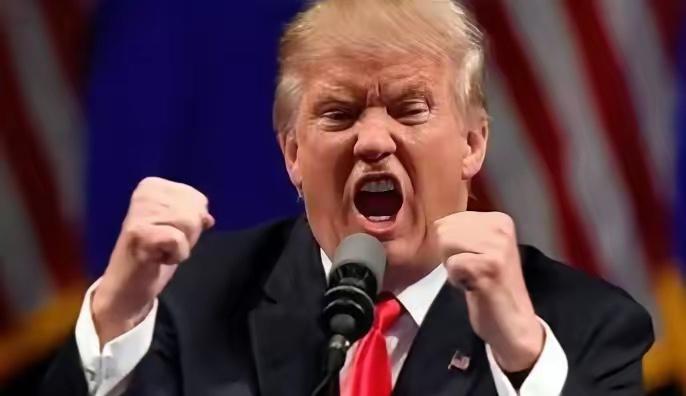 形势急转直下！特朗普召集要员紧急研究应对昨天晚上，也就是18号那天，伊朗那边