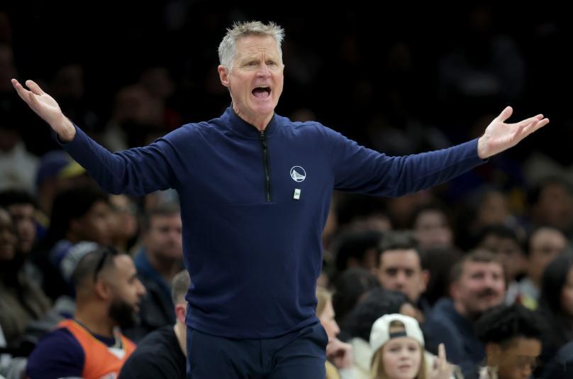 今天上午11点，勇士在客场挑战太阳。赛后，科尔在接受采访时表示，尽管一些球员可能