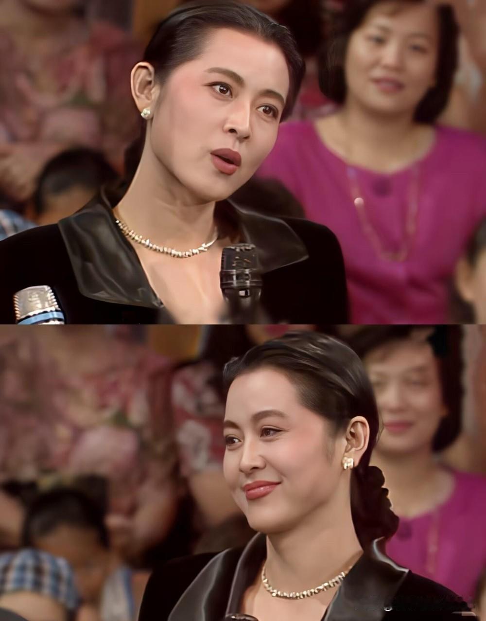 倪萍真的是主持界里几十年难得碰见的一个美女，真的是太漂亮了，那个时候的她好甜美可