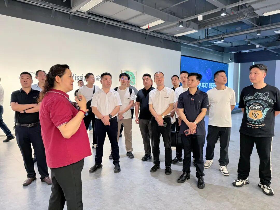 星宇股份人力资源总监兼任工会主席，是真的吗？豆包居然说是真的!如果不是真的