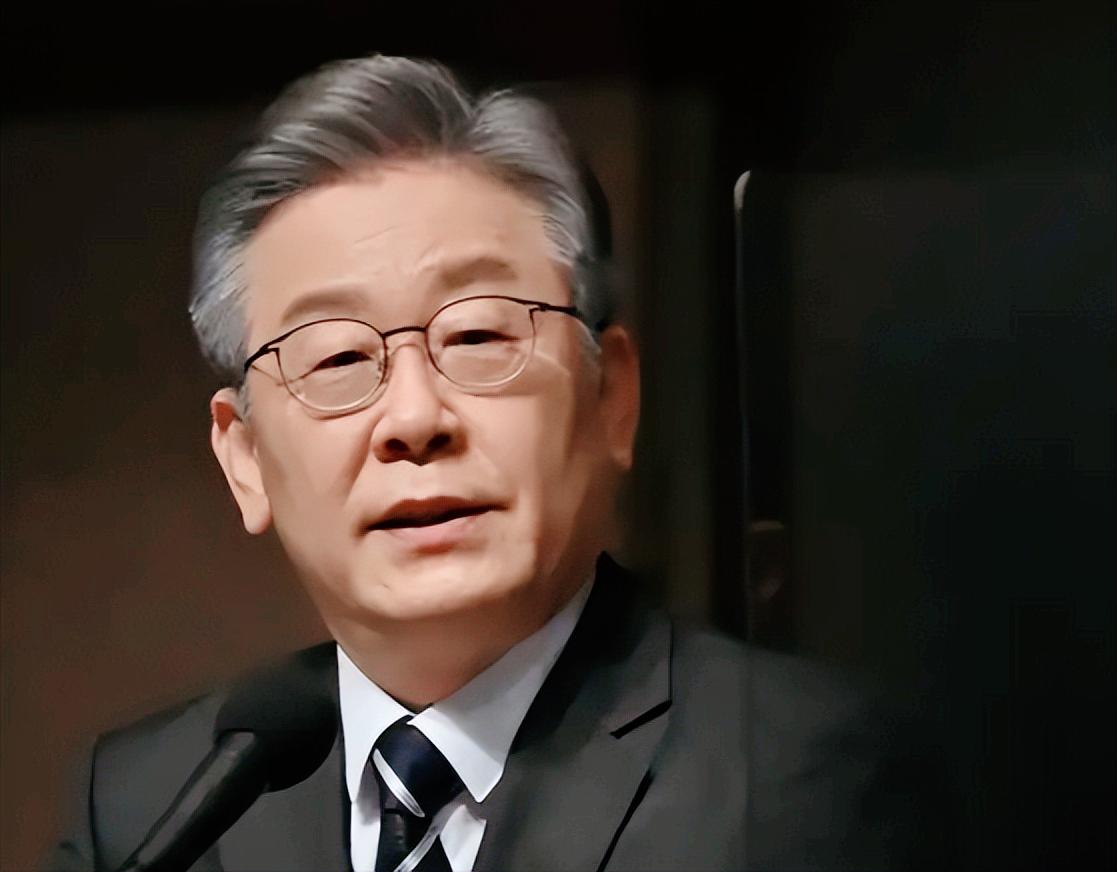 刷到朝韩这波最新表态了，这边朝鲜刚放话“韩国就是永久敌国”，那边韩国总统李在明就