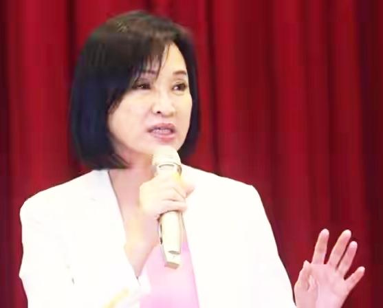 一句无心口误掀起风波！高雄白热化选战，一句话就能改变战局前言选战来到白热