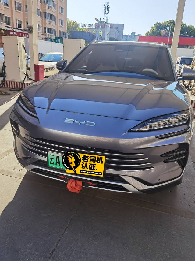 车子保养被工作人员的回答惊到了今天去做保养，工作人员问我："车子使用时有没有