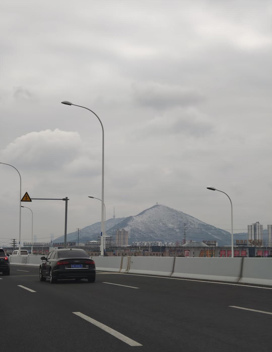 此刻适合去无锡爬雪山无锡