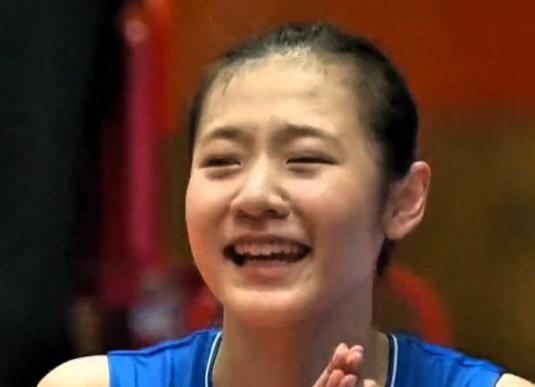 中国女排对阵泰国女排的比赛上，张籽萱，王奥芊、郭中楠“三小宝”的表现让我们看到了