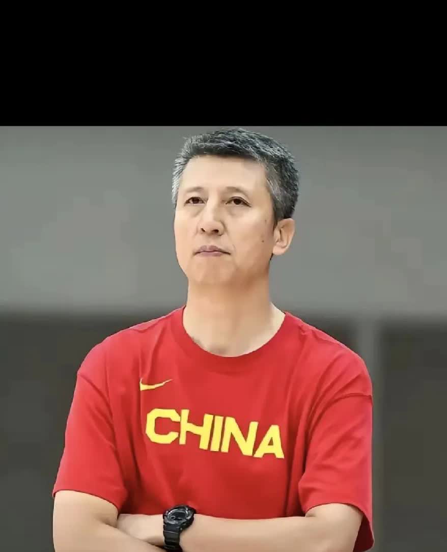 郭士强为什么最喜欢用胡金秋，也很喜欢朱俊龙，而不喜欢用王哲林。第一，郭