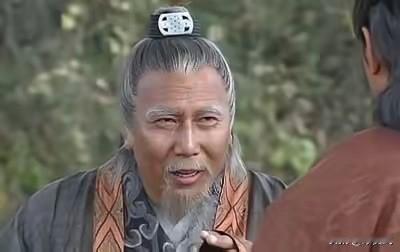 1390年，朱元璋要杀李善长，李善长扑通一下跪倒在地：“我都76岁了，还能干什么