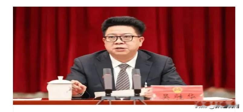 人民日报怒批：市委书记一句“前人欠债凭啥我还”！天大的歪理！现实里不少人接手烂摊