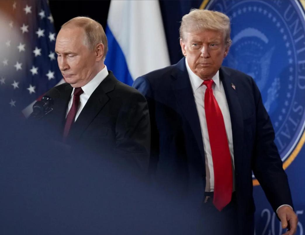 很多人都不明白，为什么俄罗斯不需要光刻机？俄罗斯从来不为高端芯片发愁，不是因为俄