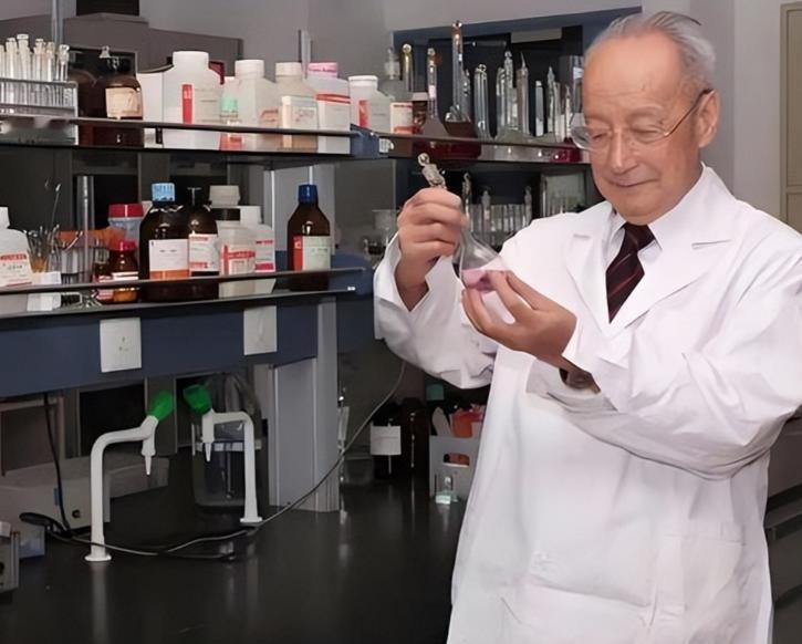 美国反应过来没？中国垄断的不是稀土资源，拿捏的是“工艺命脉”！稀土这东西，说白了