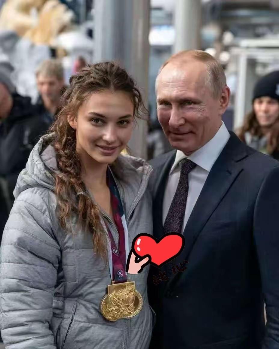 能让普京大帝动心的女人，大家都好奇她长什么样，普京已经73岁了，他爱上的女人应该