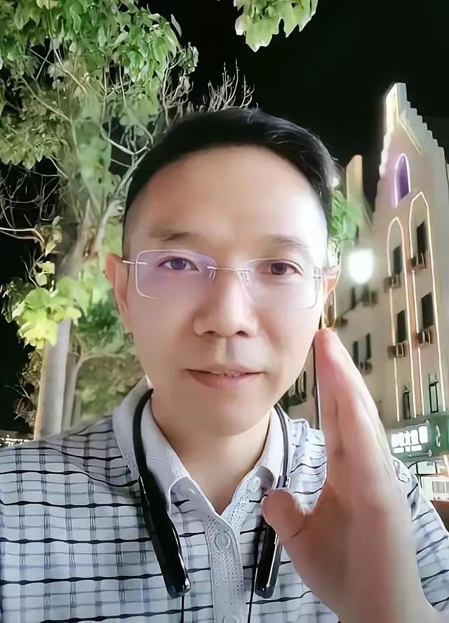 终于有网友指出来了，北京李圣律师最大的问题，根本就不是因为来山西接受恶犬咬人反杀