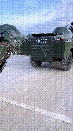 一起看看越南9.2国庆80周年阅兵训练现场的视频！消息来源：自媒体众所周知越