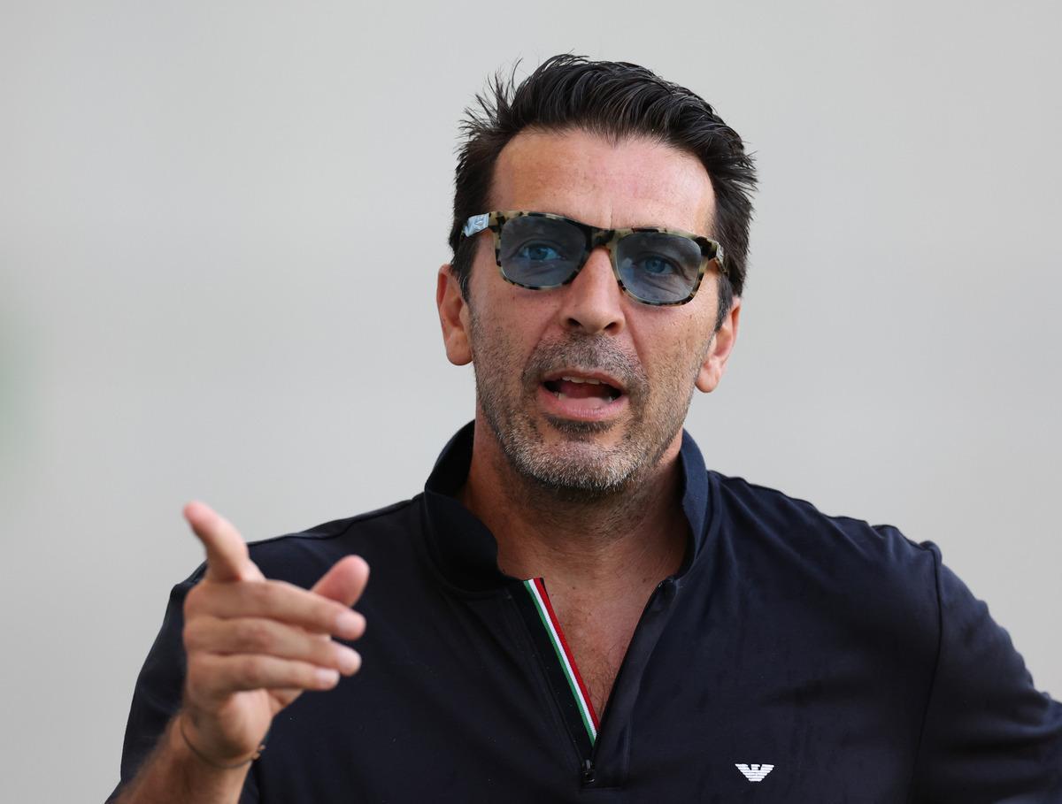 【布冯、阿莫鲁索、贾凯里尼聊图多尔下课】布冯:“图多尔是一位优秀的队友和朋友