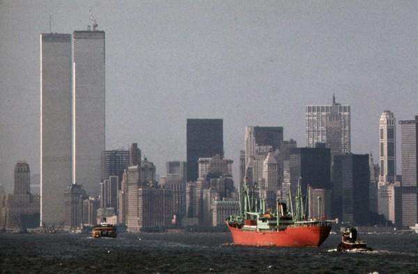 每分钟欠200万美元利息！特朗普败了！又一雄心勃勃计划破产，美国病的太重找不到医