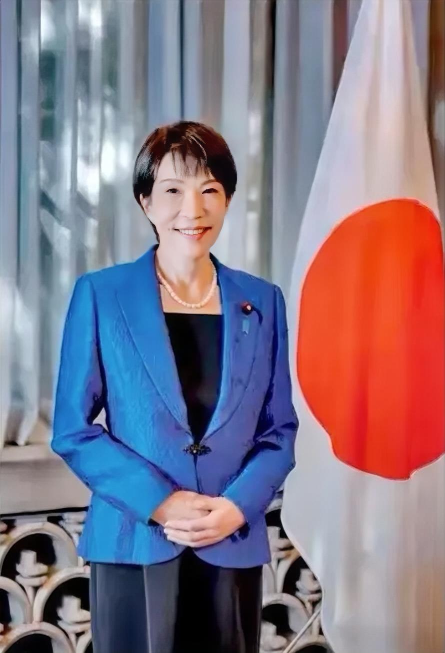 真是笑到肚子痛，高市早苗又在玩“自来熟”、套近乎、蹭热度的小把戏。新年将至，