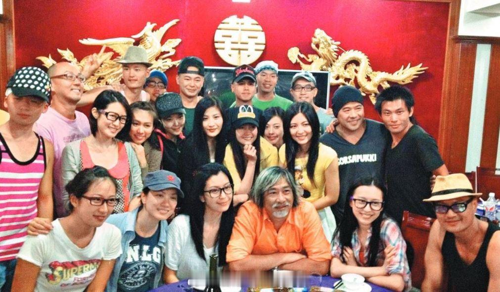 林芊妤证电视台有小圈子文化，曾演《金2》避谈龚嘉欣相关是非，还透露曾有人故意扮弱