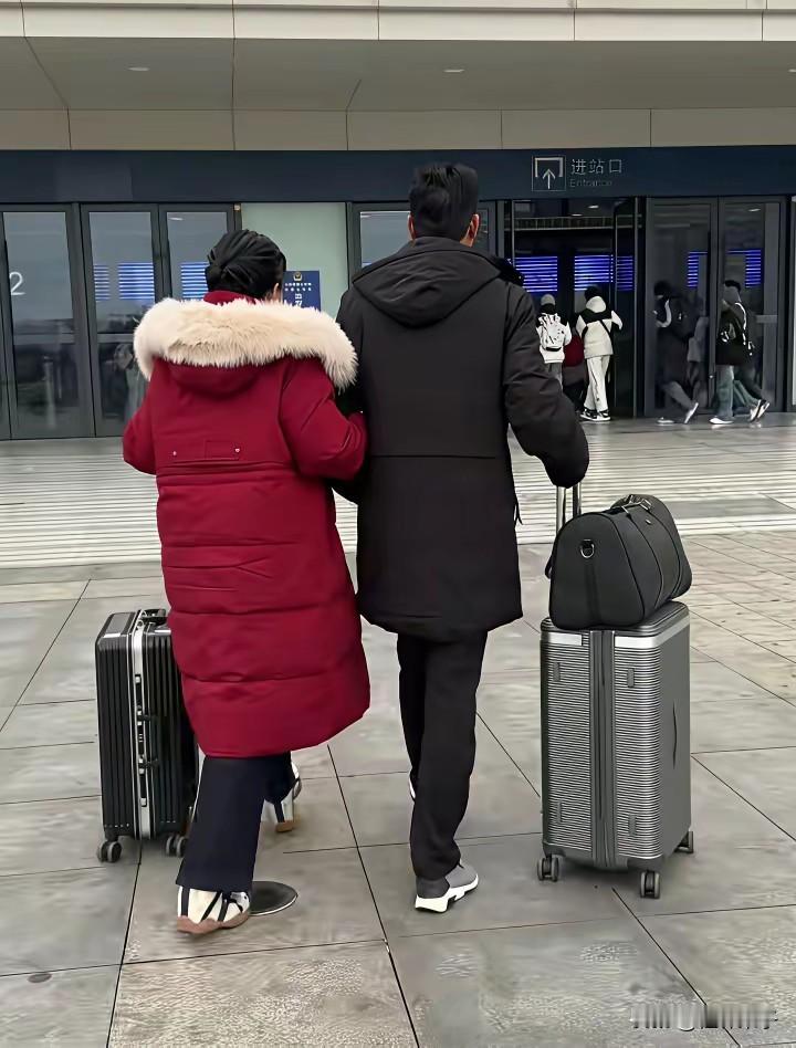 倘若没有28错换事件。许敏夫妇已经退休，本该在家安享晚年，可是仍在四处奔波