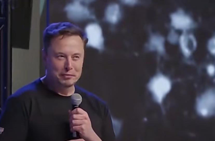 马斯克1.5秒“开颅插针”，万人抢着当“赛博格”马斯克Neuralink刚爆王