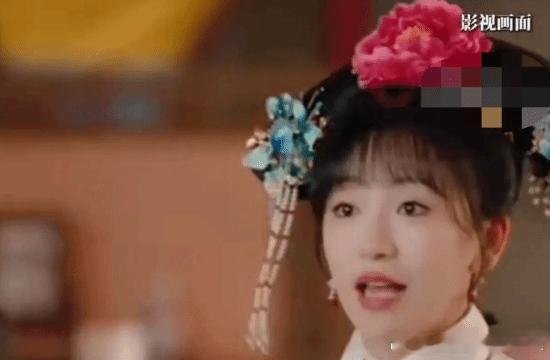 短剧《还珠》小燕子演员被喷眼睛不够大原版小燕子一双大眼睛灵气十足，金子璇演的版本