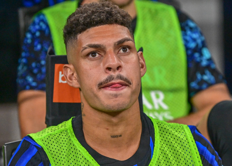 据意媒tuttomercatoweb报道，伯恩茅斯有意国米边翼路易斯·恩里克。恩