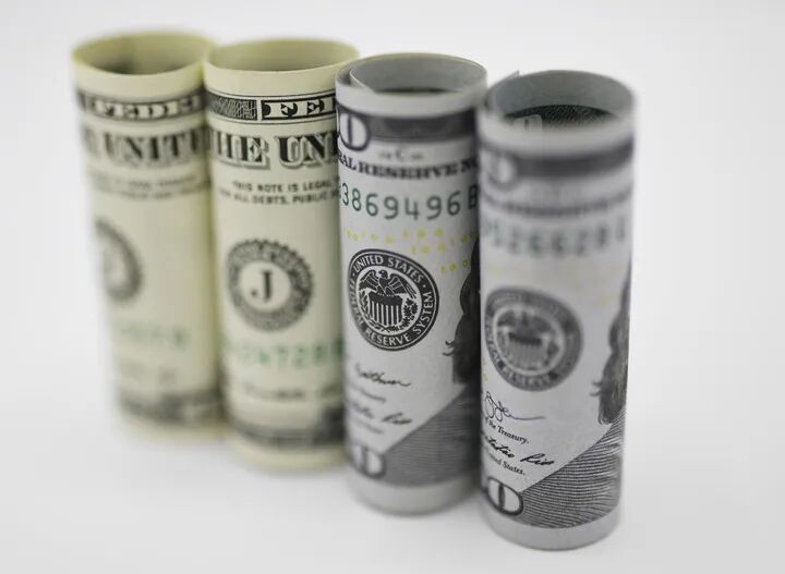 美元贬值潮再起：‘抛售美国’现象重演