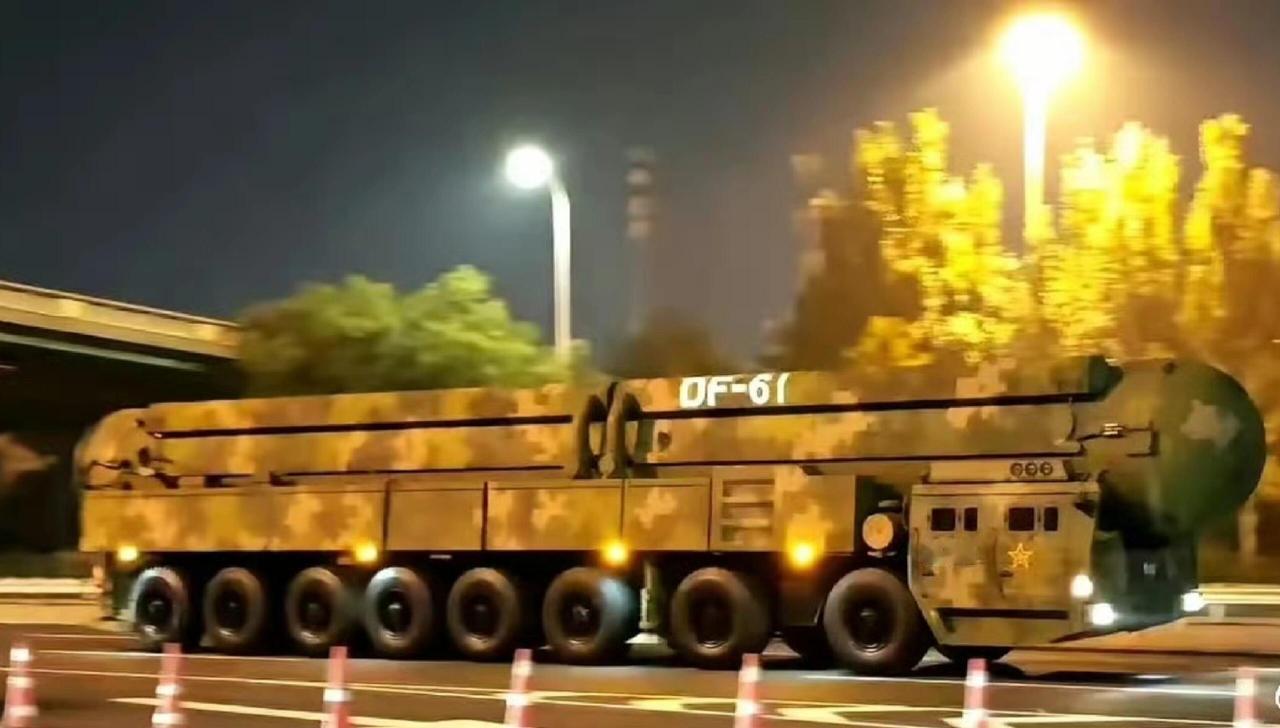 末端72马赫，什么概念，从中国发射到美国，同时你在美国点一份外卖，61先到。东风