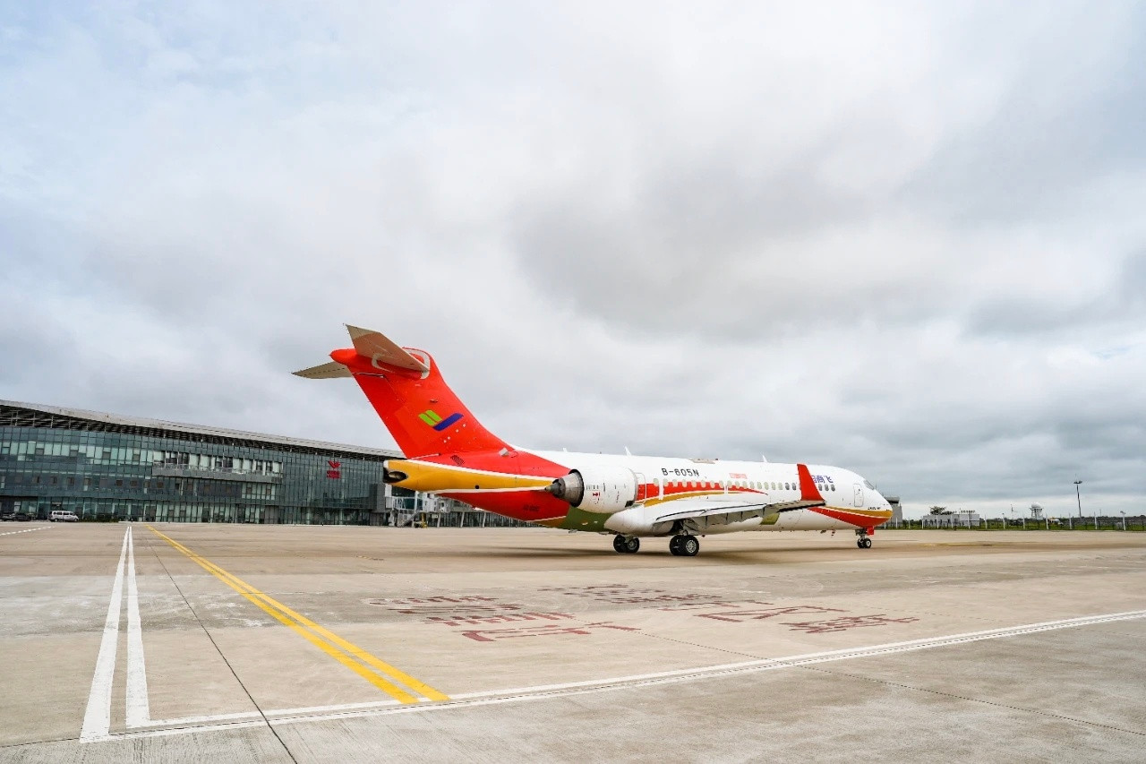 据中国商飞公司“大飞机”公众号宣布，在2026新加坡航展上，山西成功通航与中国商