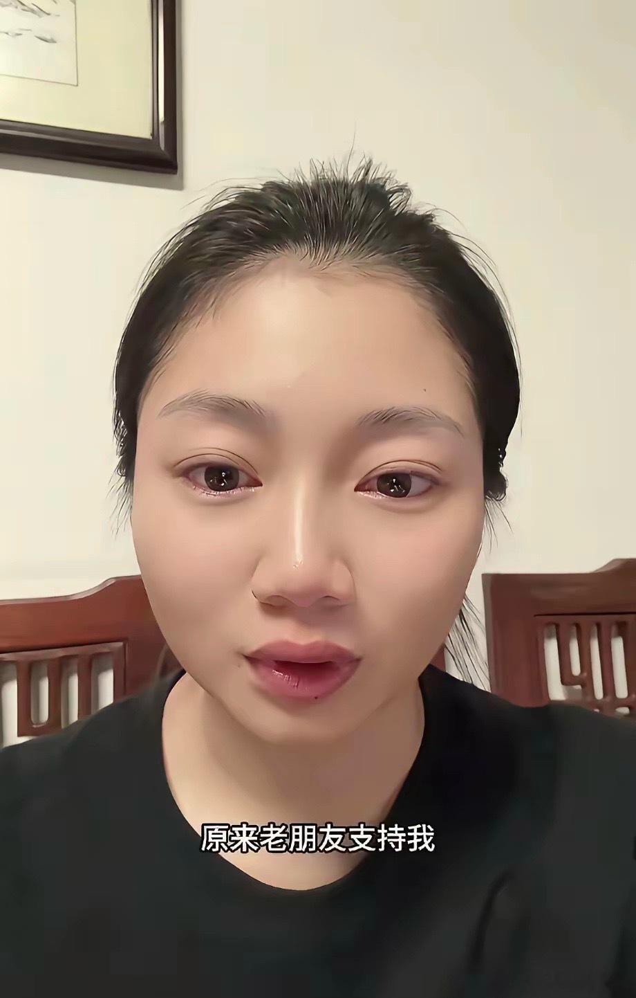 意难平！张雪峰走了不到5个月，曾经含泪承诺的助手走了。张雪峰离世还不到五个月，他