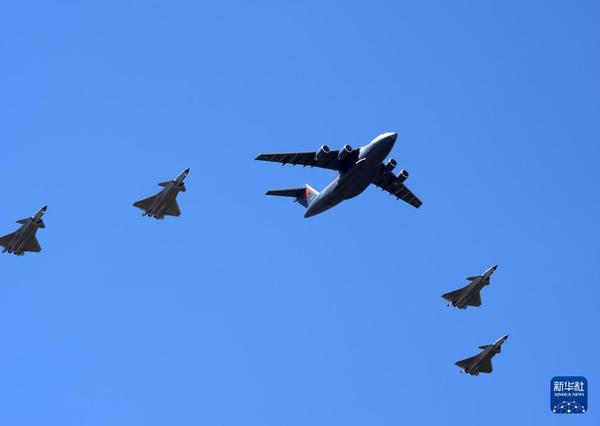 运-20接英烈回家！以祖国之名，最高礼仪致敬英雄！山河已无恙，英雄归故乡！今天