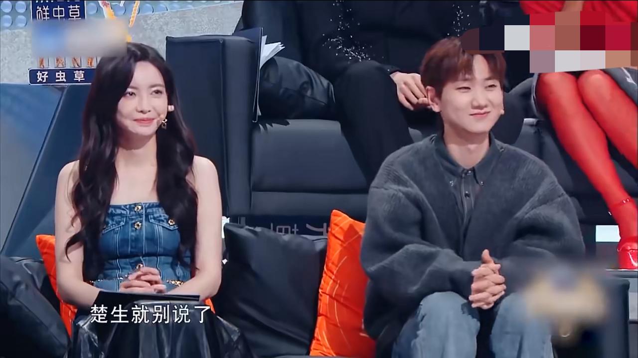 李健说陈楚生是被埋藏着宝藏很久的人。看到这句话真的很感动。楚生参加天赐的声音