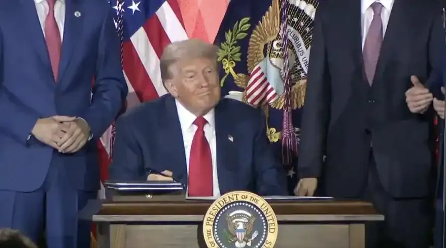 美国筹谋已久，如今对人工智能的态度发生了重大转变，而我们早已做好充分准备。近期