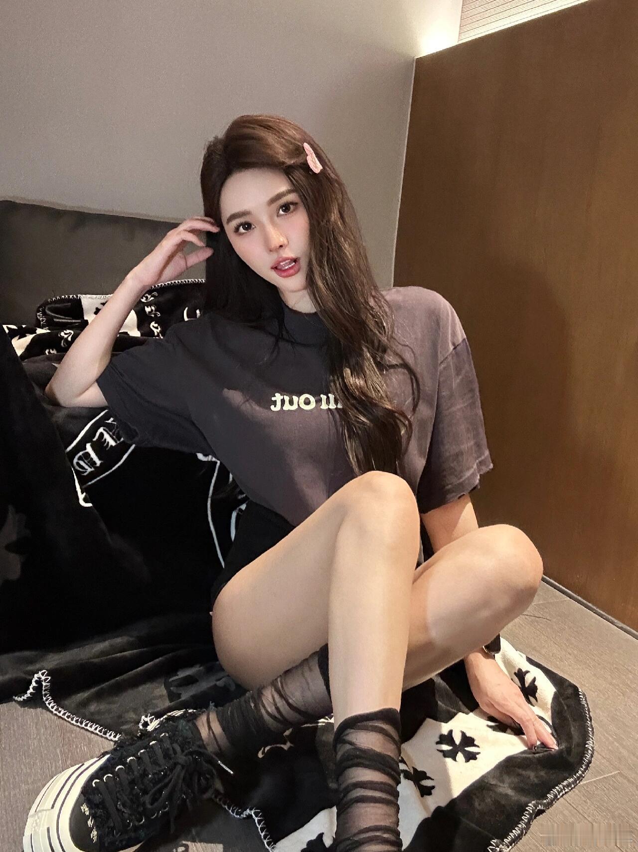 黑色真的很衬肤色​​​