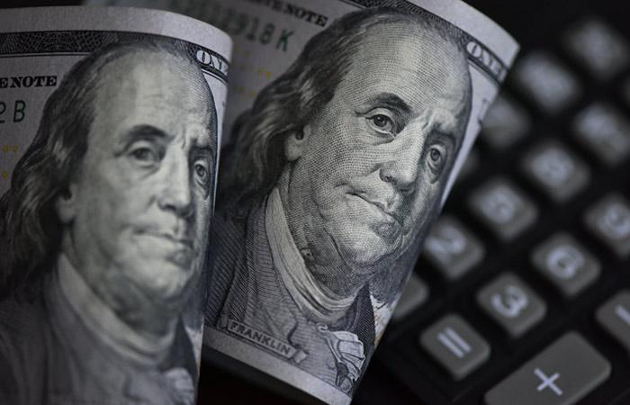 去伊朗兑换外汇是暴富的生意？2026年3月4日，国内汇率约为1人民币=1