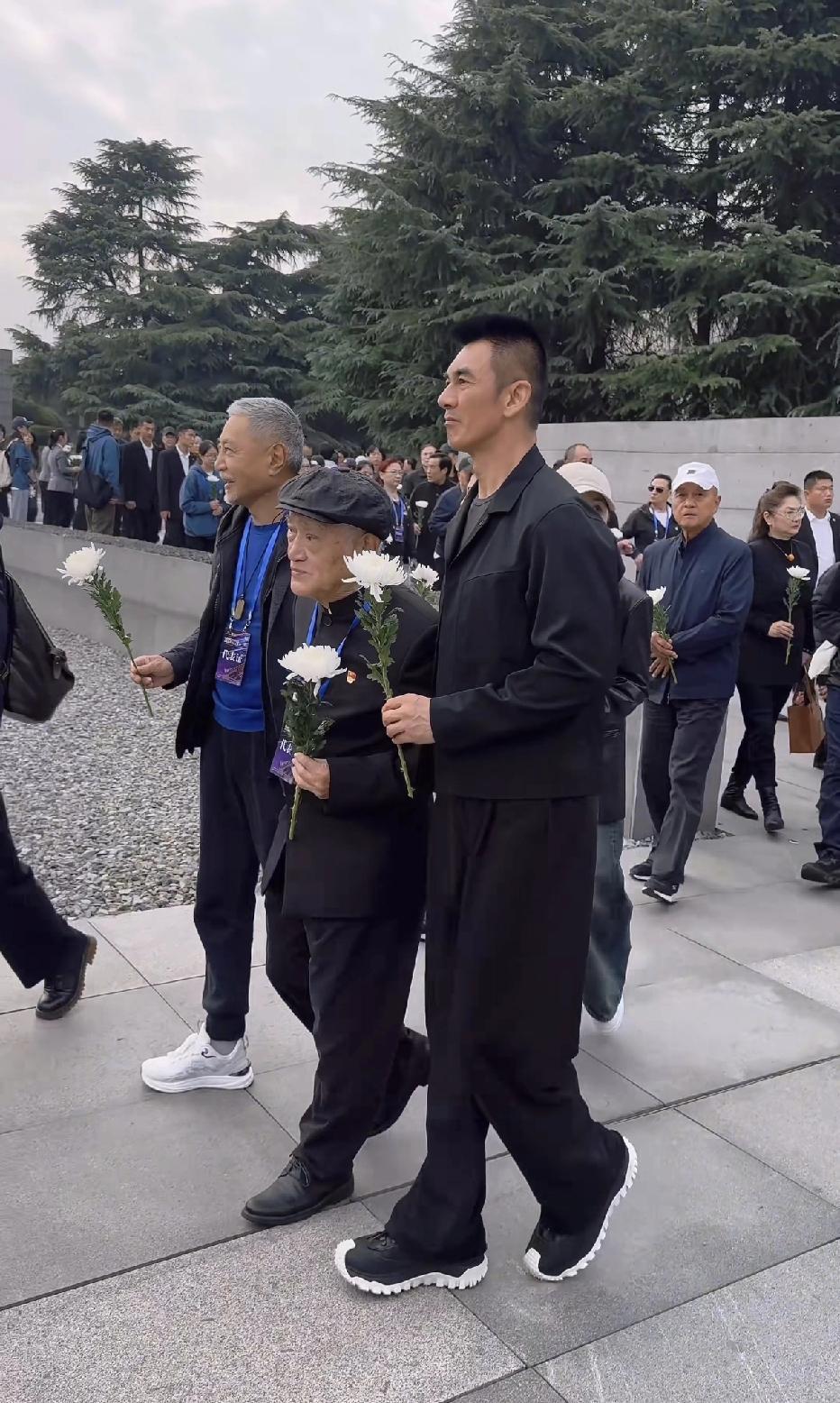 每个中国人，都应该要铭记这一天！今年是第十二个，国家设立公祭南京大屠杀的纪念