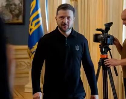 泽连斯基真是个“商业天才”，原本以为乌克兰已经到了“弹尽粮绝”的地步，但是泽连斯