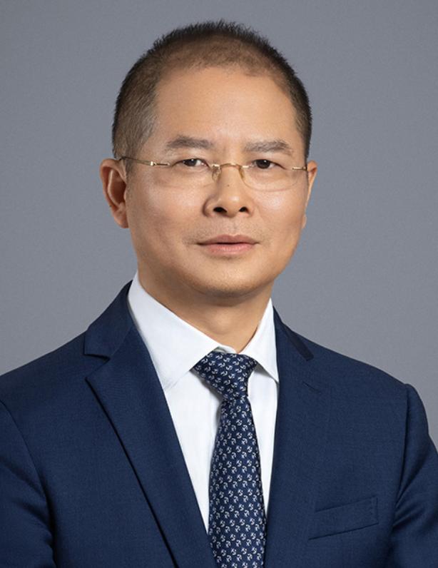 华为轮值董事长徐直军最新发言近日，华为轮值董事长徐直军罕见地接受了媒体采访，