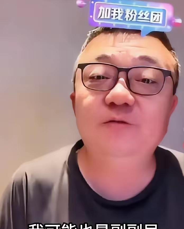 著名足球人士董路，现在后悔了！在经过力挺李铁，自荐苏超常州队教练被人直接无视，