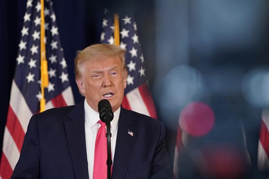 美国经济完蛋了根据查询，美国10月份制造业活动连续第8个月萎缩，使得美国经济